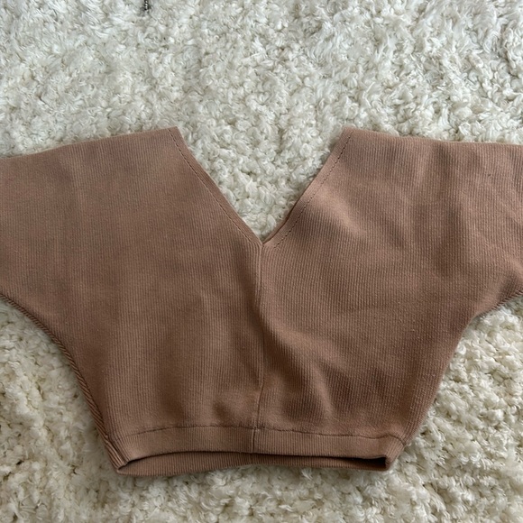 Princess Polly ribbed v neck sweater - Picture 1 of 3